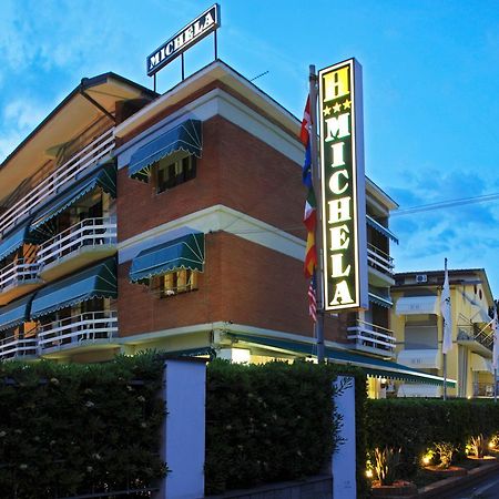 Hotel Michela Марина-ди-Масса Экстерьер фото