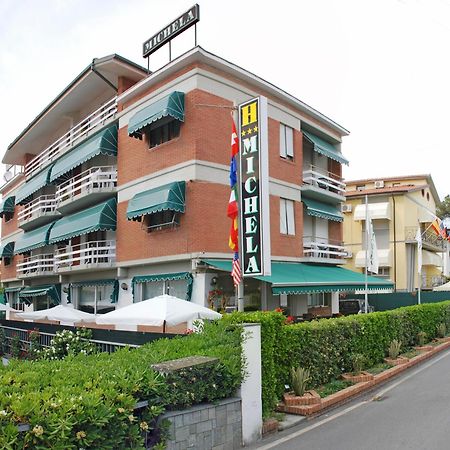 Hotel Michela Марина-ди-Масса Экстерьер фото