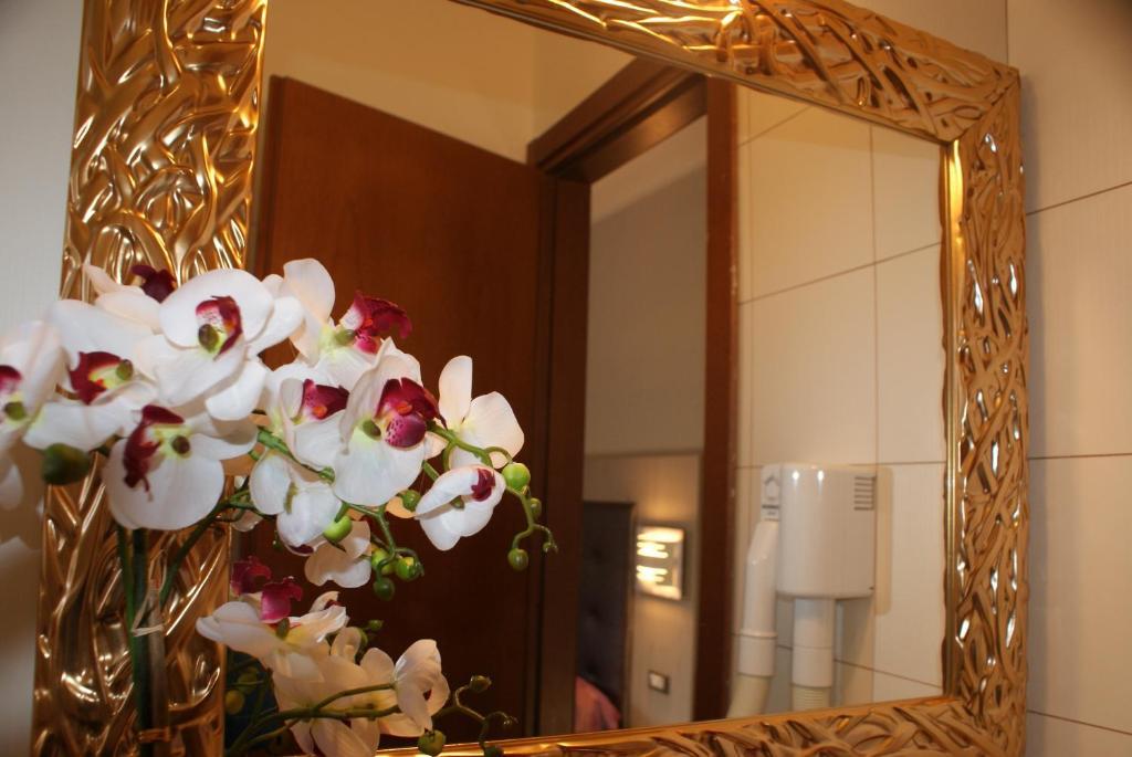 Hotel Michela Марина-ди-Масса Экстерьер фото